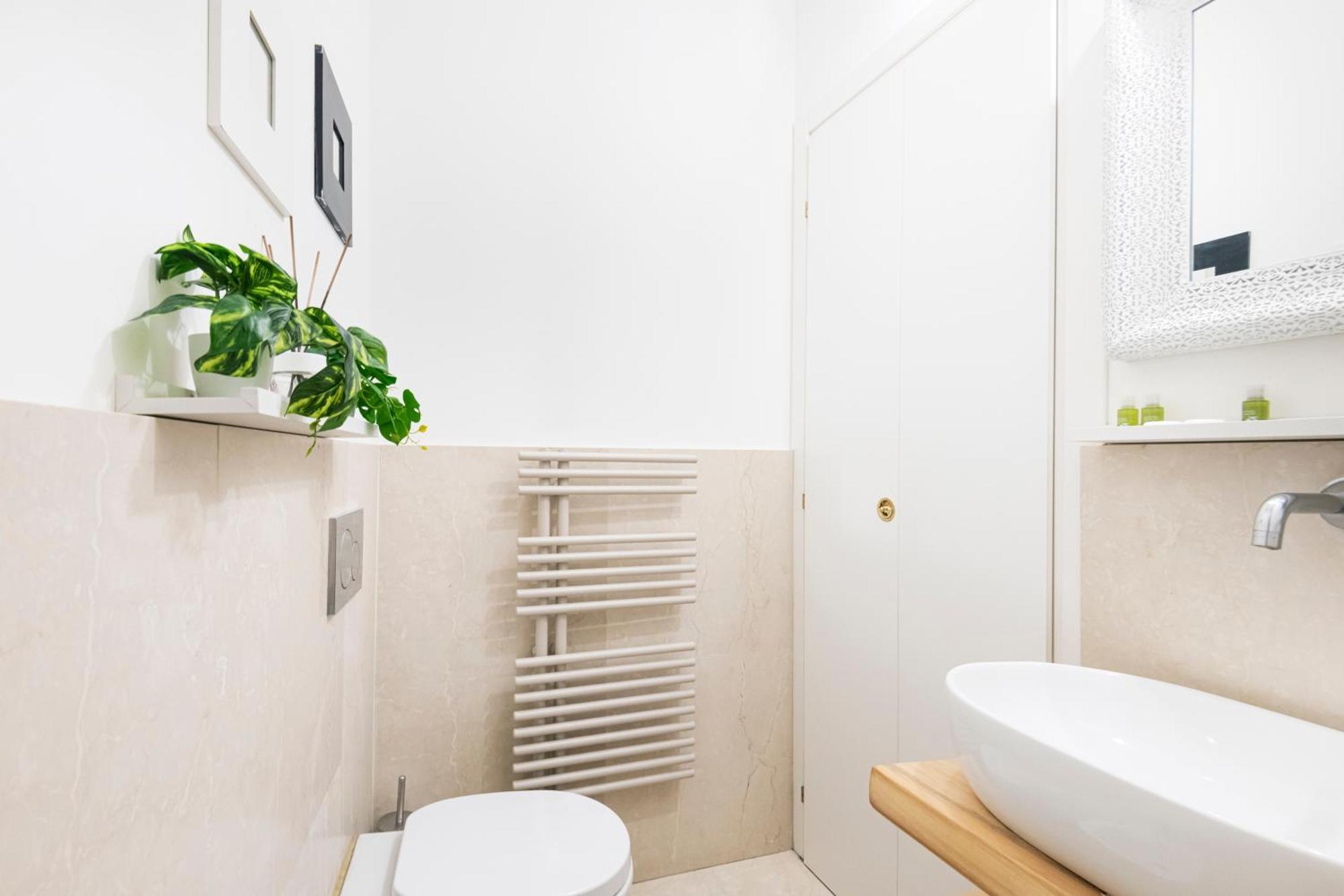 Amazing, New & Fully Furnished Studio In Duomo Milánó Kültér fotó